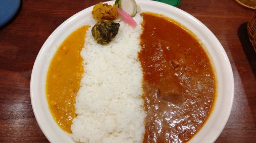 【水道橋】カレー&オリエンタルバル「桃の実」