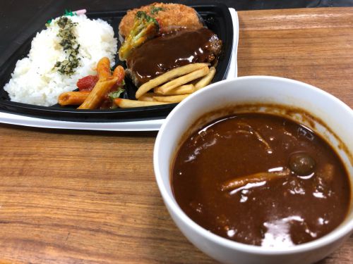 OKの弁当とうちカレー