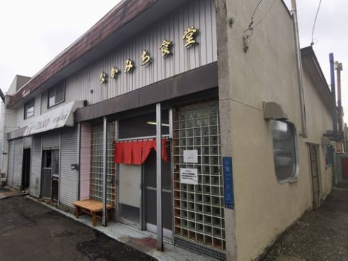 「なかみち食堂」のカツカレーは圧巻のボリュームでした!