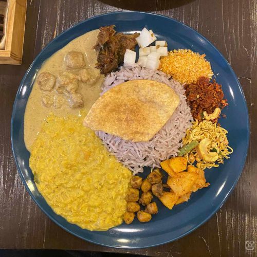 福井市・「AK Corner」で旅行好きの主人が作る辛くないスパイスカレーを食べてきた。