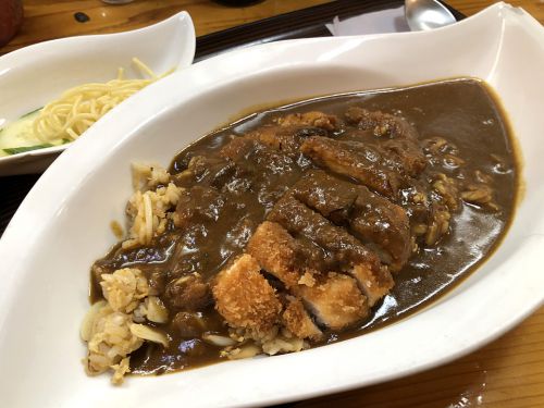 中崎町『東天満でん 中崎町店』~圧倒的パンチ力!!おいでやす通りのカレー居酒屋が旨い☆~