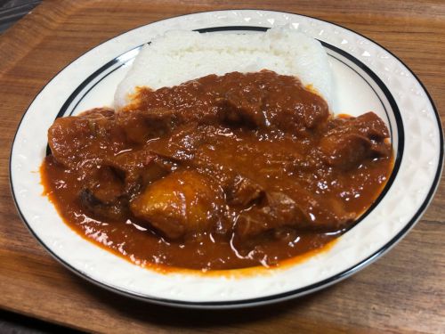 赤い野菜カレー