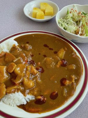 チキンカレーとホワイトカレー