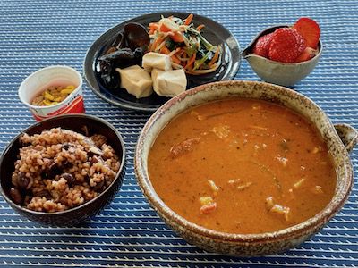 休日ランチの家カレー