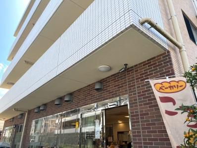 障害のある人とない人がいっしょに働くパン屋さん。「ベーカリー ころ・ころ」(新江古田)