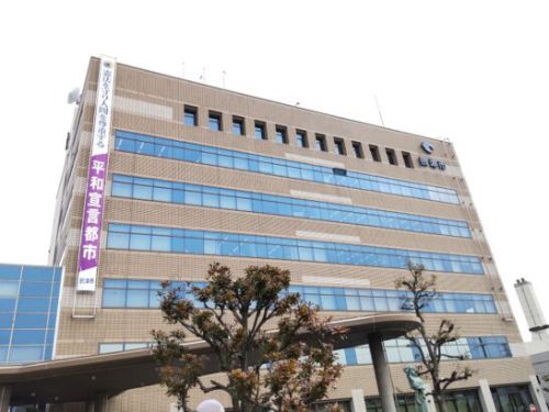 摂津市役所食堂でワンコイン500円の日替わり定食Bセットの豚肉のカレー風味炒め!ご飯大盛り無料!