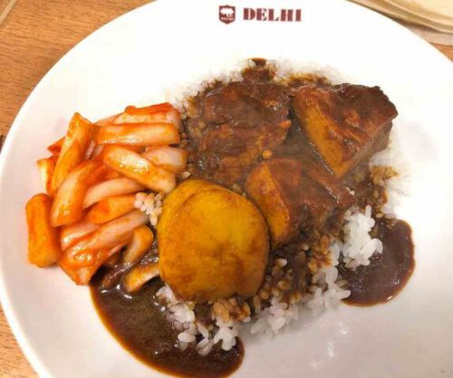 香り立つ「カシミールカレー」を「デリー上野店」で(※毎週月・火の日替わりが変わりました)