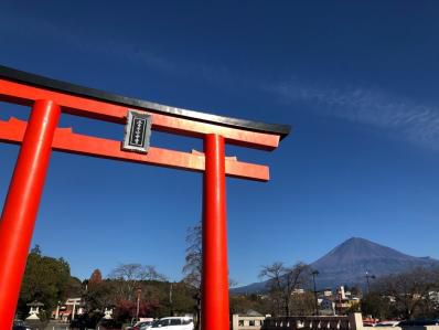 富士宮のカレー老舗でドカ盛りドライ&ウェット。「華麗屋」(富士宮)